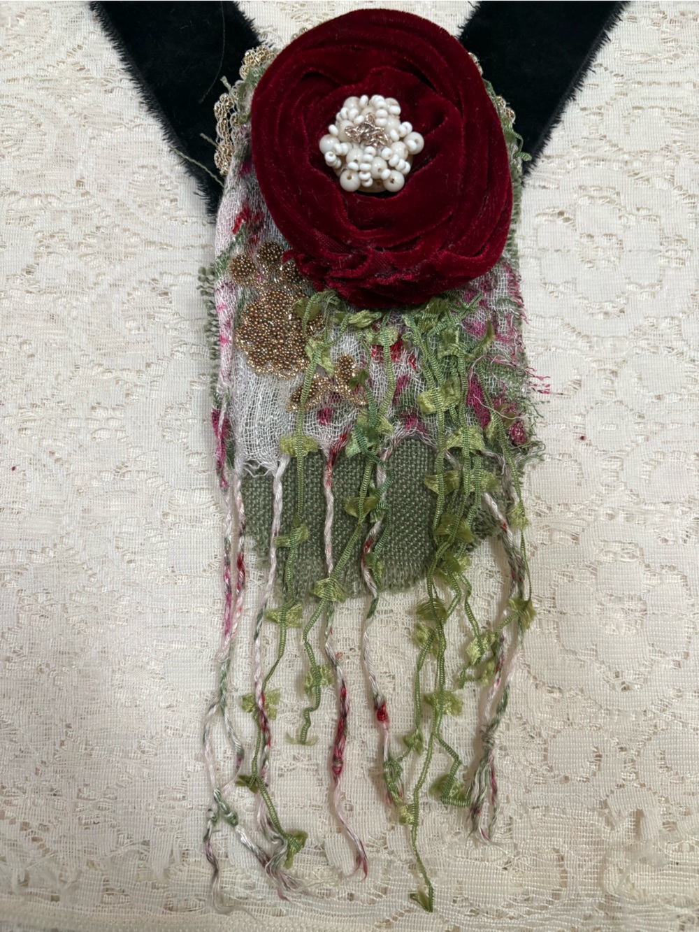 Upcycled Island Red Velvet Floral Brooch Jabot Necklace Choker - Picture 6 of 9